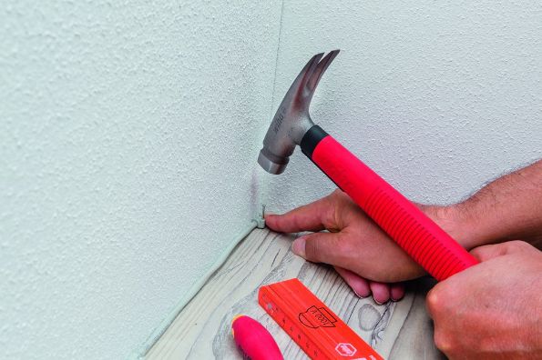 Afbeelding - https-www-ez-catalog-nl-Asset-c0132b77b26048ffbee3492abee3718b-ImageFullSize-Anw-SB846300E-Elektrikerhammer-03-jpg